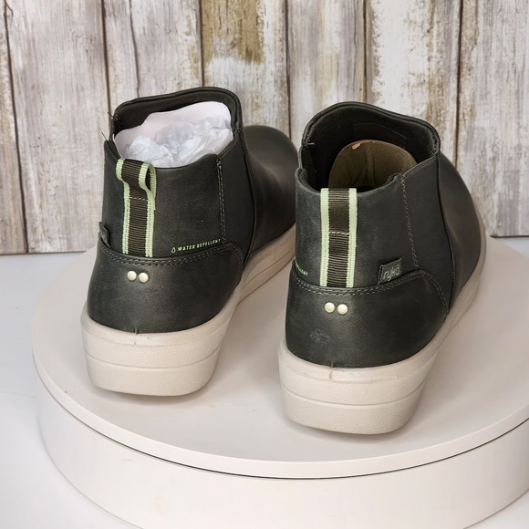 NEW - Ryka Women's Viv-Boot Water-Resistant Sneaker Booties - Size 9.5M - Picture 3 of 12